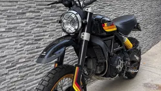 Ducati Scrambler 800 Desert Sled (2017 - 20) usata