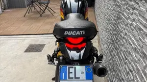 Ducati Scrambler 800 Desert Sled (2017 - 20)  (2)