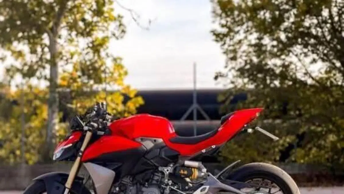 Ducati Streetfighter V2 (2025 - 26)  (2)