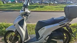 Honda SH 150i (2017 - 19)  (2)