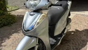 Honda SH 300 i (2006 - 10)  (3)