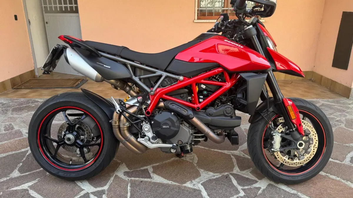 Ducati Hypermotard 950 (2022 - 25)  (2)