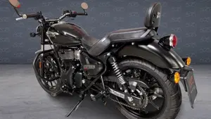 Royal Enfield Meteor 350 (2021 - 26)  (6)