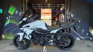 Yamaha Tracer 900 ABS (2017 - 18)  (2)