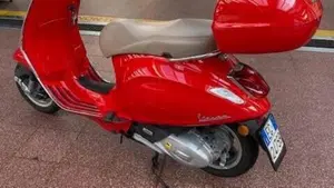 Vespa Primavera 150 3V ie ABS (2016)  (4)