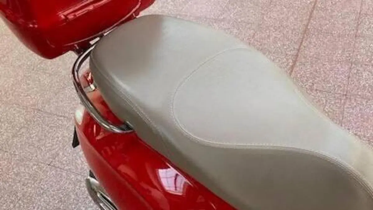 Vespa Primavera 150 3V ie ABS (2016)  (6)