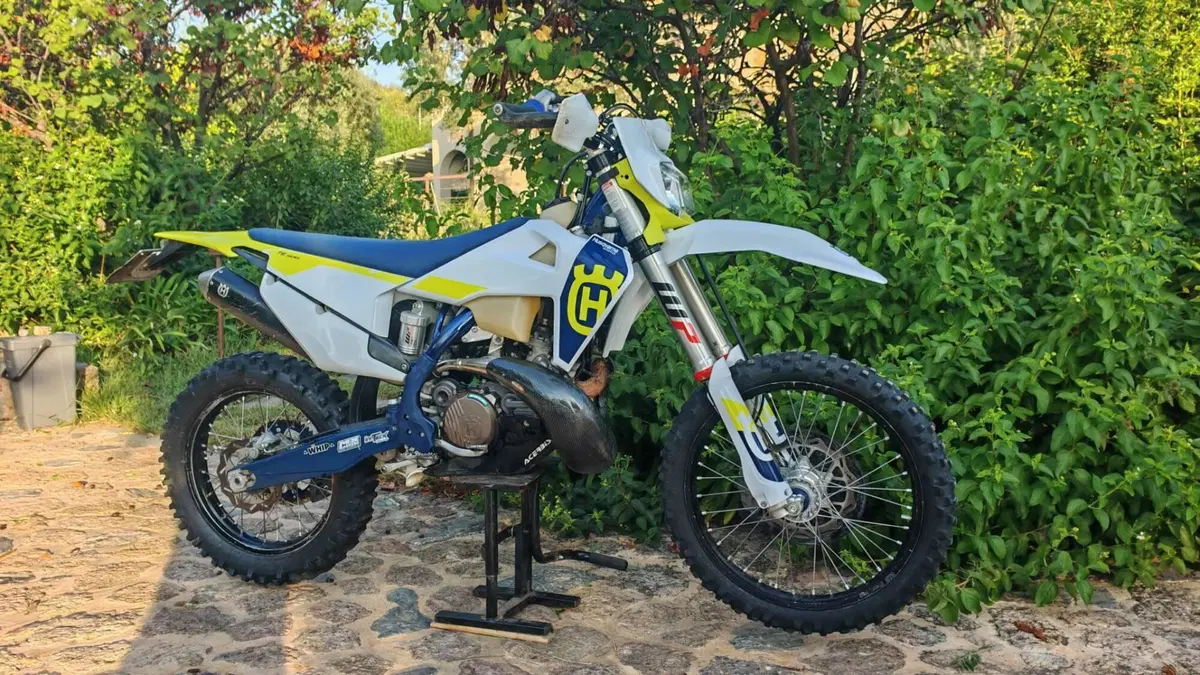 Husqvarna TE 300i (2023) 