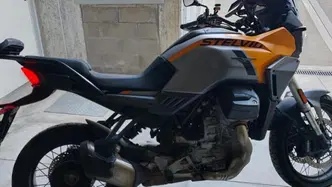 Moto Guzzi Stelvio (2024 - 26) usata