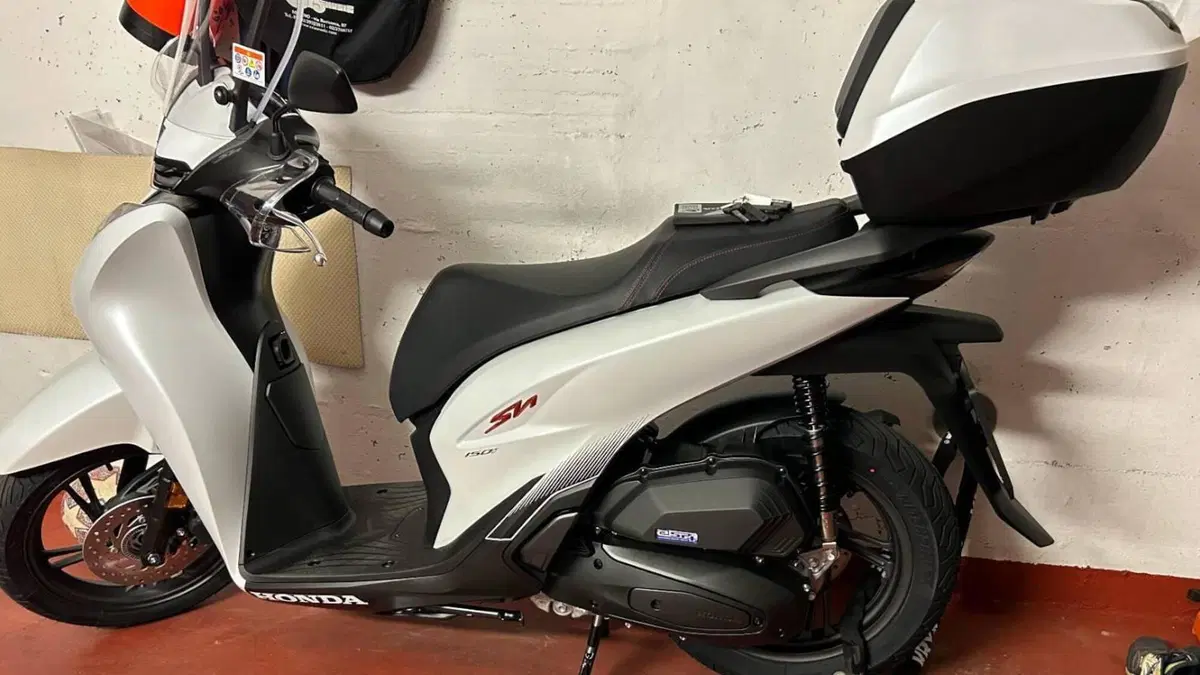 Honda SH 150i Sport (2024 - 25)  (2)