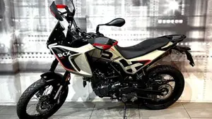 Benelli BKX 125 (2026)  (2)