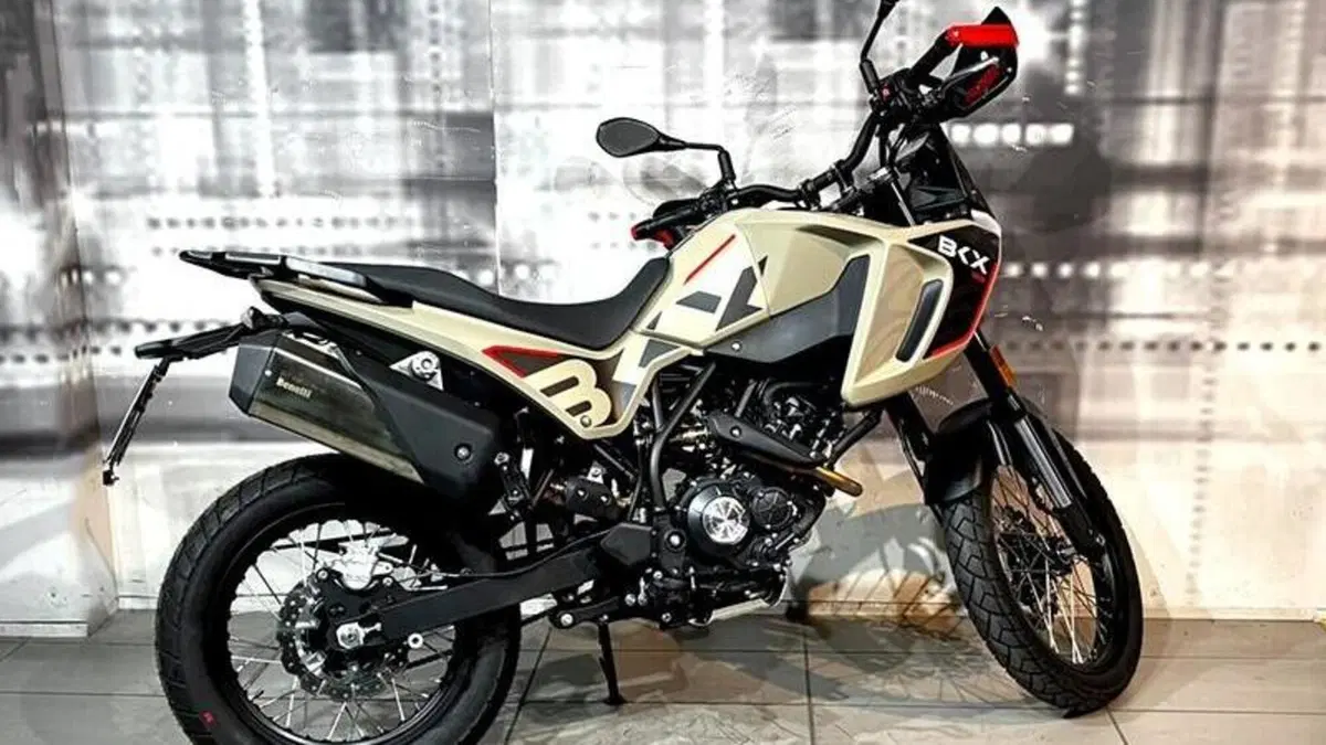 Benelli BKX 125 (2026)  (4)