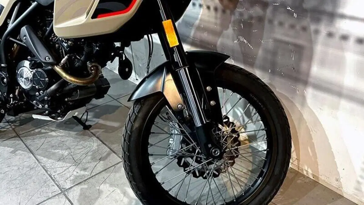 Benelli BKX 125 (2026)  (7)