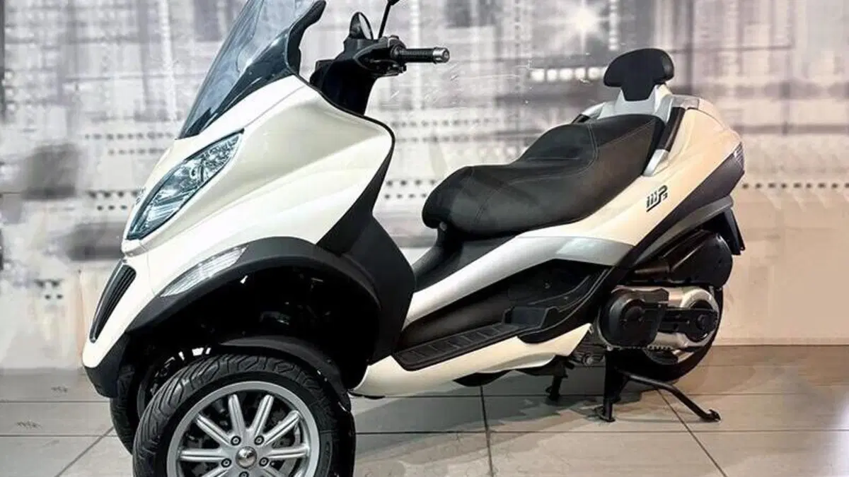 Piaggio MP3 LT 400 (2009 - 11)  (2)