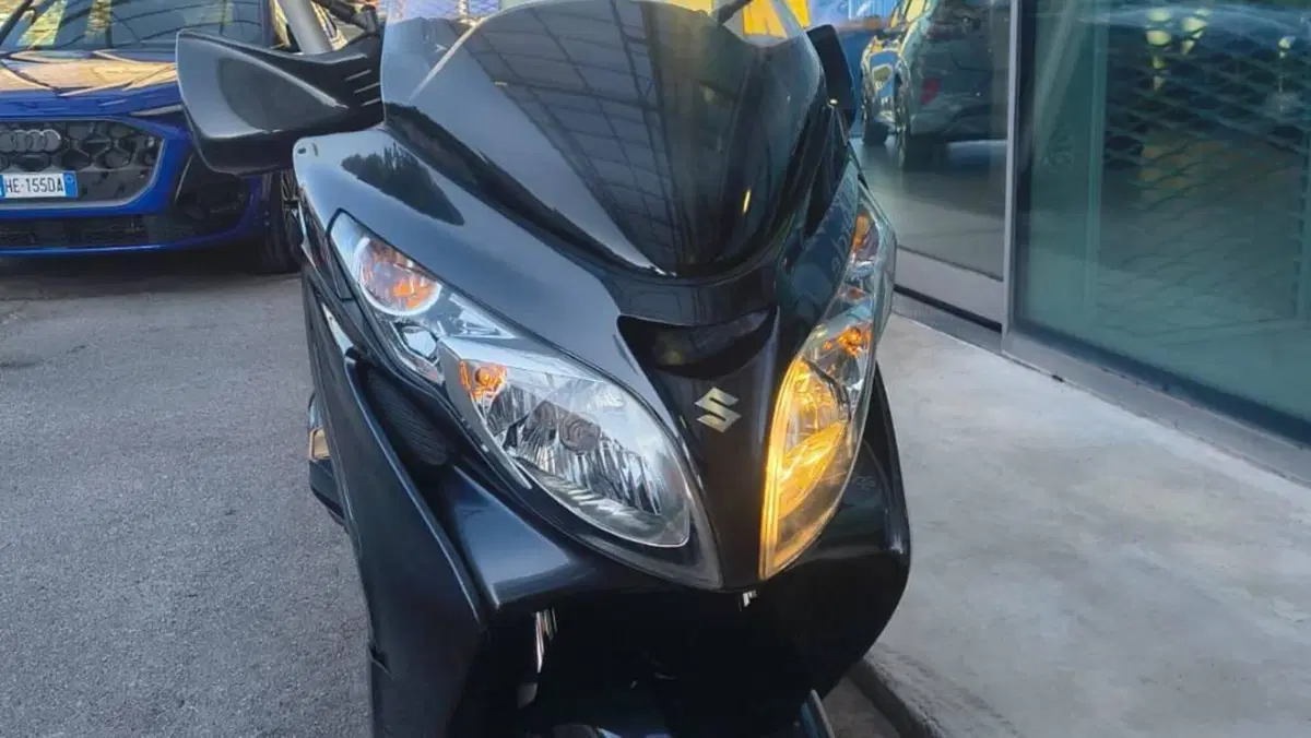 Suzuki Burgman AN 400 Limited Edition (2006 - 09)  (5)