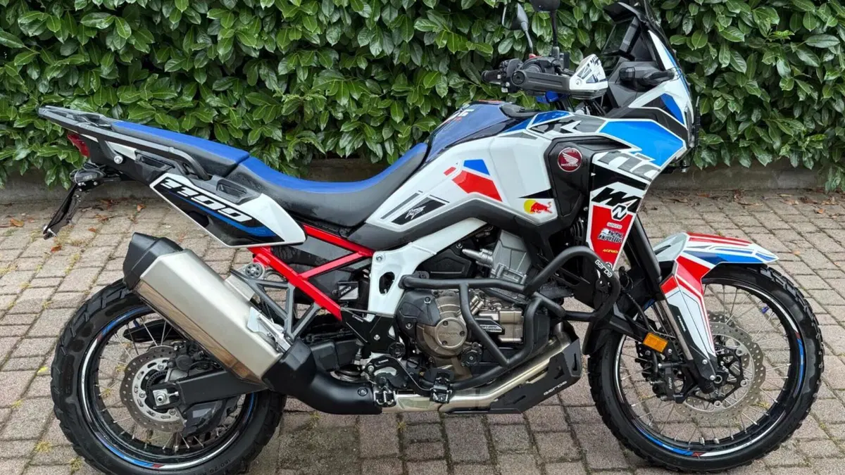 Honda Africa Twin CRF 1100L DCT (2022 - 23)  (2)