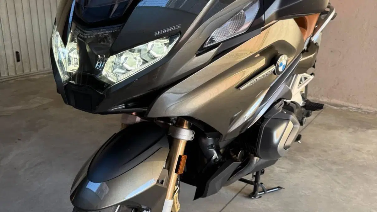 Bmw R 1250 RT (2021 - 25)  (7)