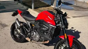 Ducati Monster 937 (2021 - 25)  (6)