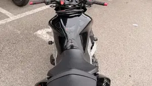Kawasaki Z 750 (2007 - 14)  (5)