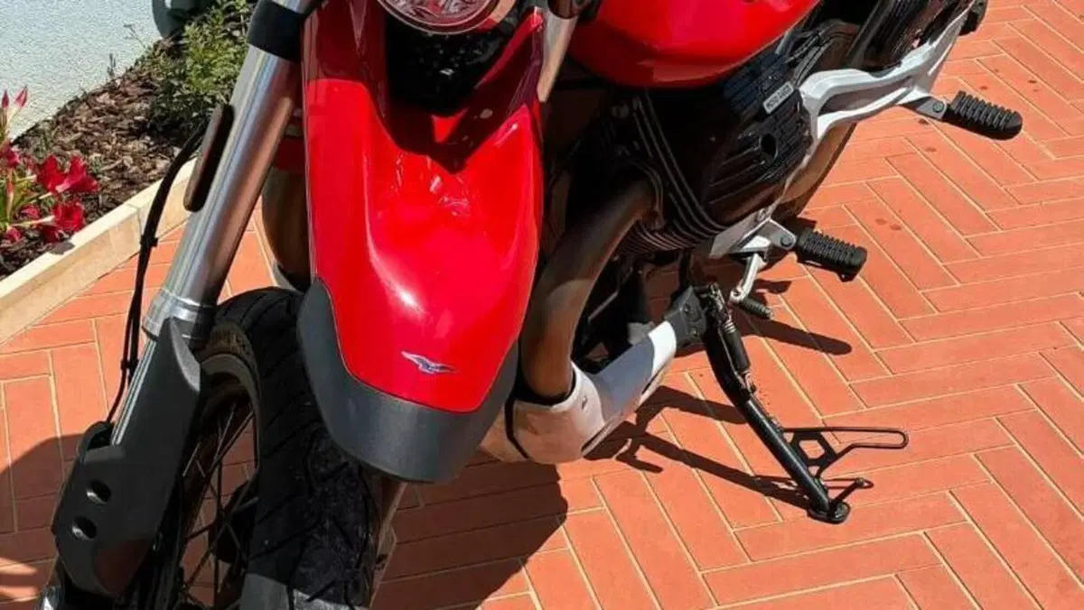 Moto Guzzi V85 TT (2019 - 20) 