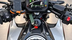 Kawasaki Z 650 (2021 - 24)  (6)