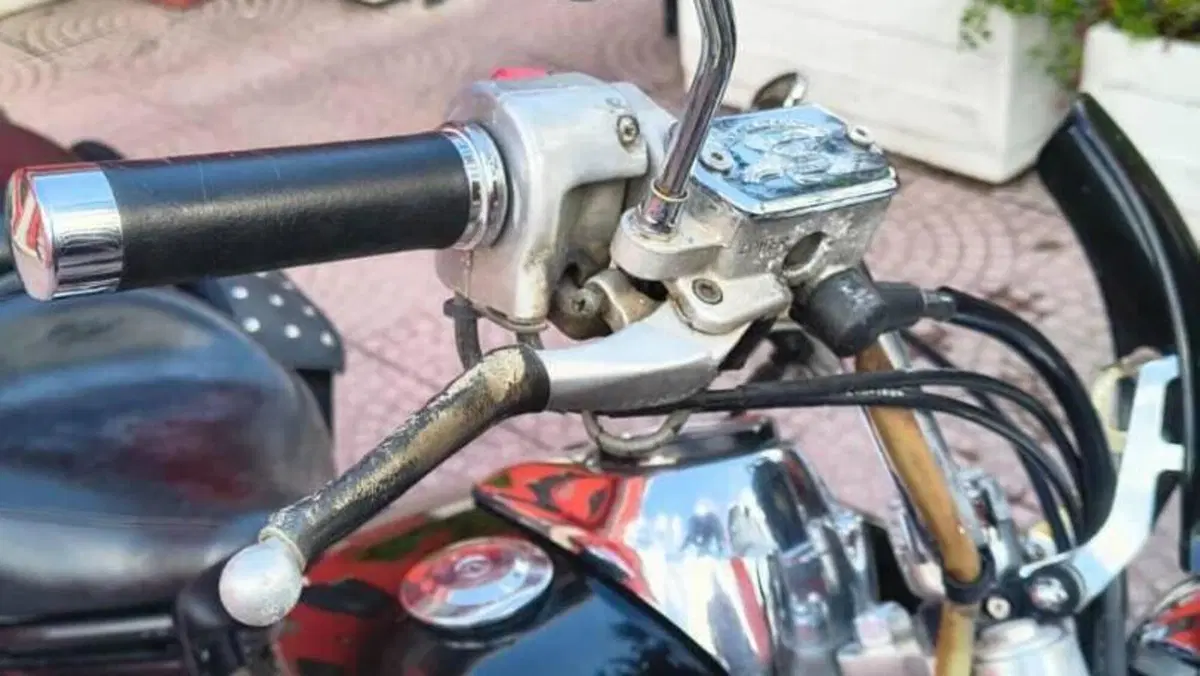 Yamaha XVS 650 Drag Star A Classic (1998 - 06)  (4)