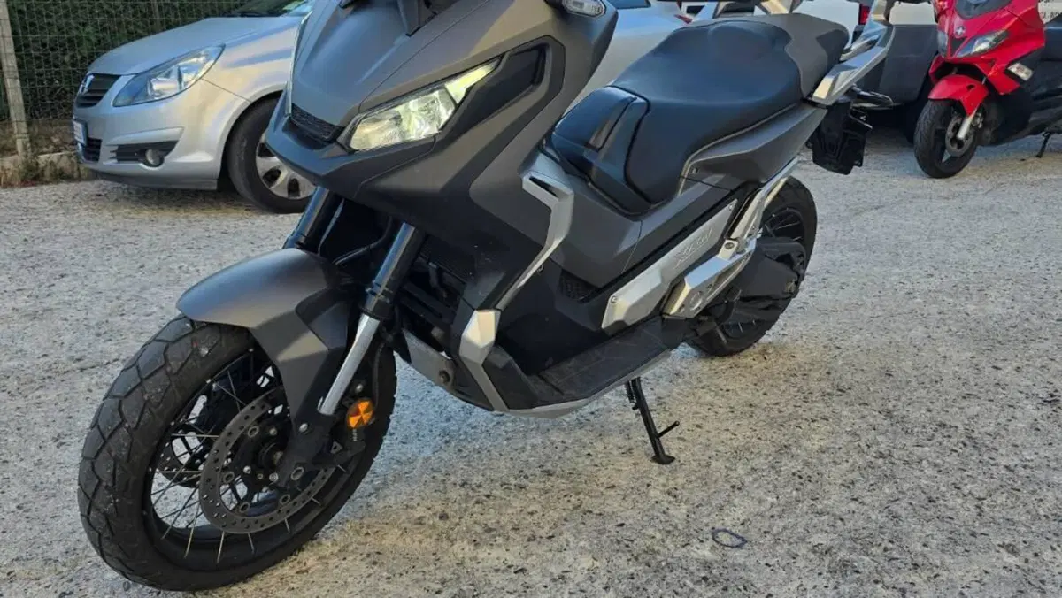 Honda X-ADV 750 (2018 - 20)  (2)