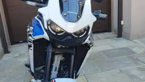 Honda Africa Twin CRF 1100L Urban (2022 - 23)  (2)