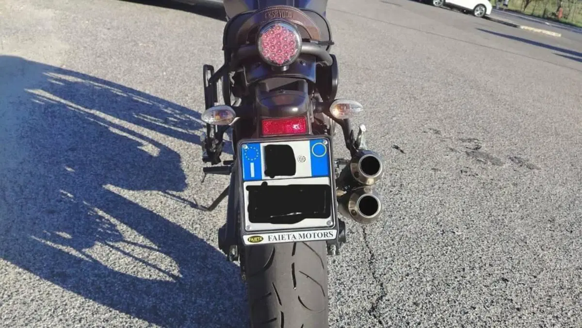 Yamaha XSR 700 ABS (2016 - 20)  (2)