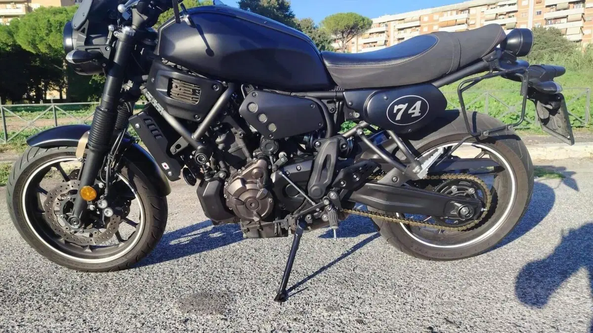 Yamaha XSR 700 ABS (2016 - 20)  (4)