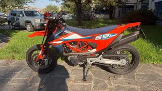 KTM 690 SMC R (2023 - 25) usata