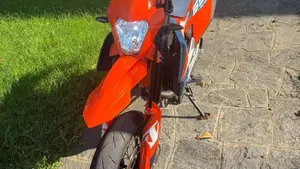 KTM 690 SMC R (2023 - 25)  (3)