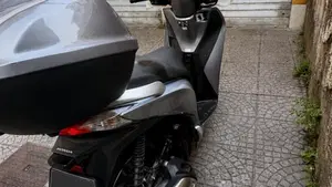 Honda SH 150i ABS (2013 - 16)  (6)