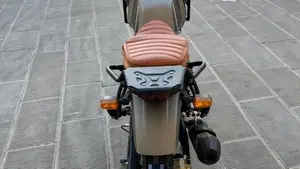 Royal Enfield Himalayan 411 (2021 - 24) 