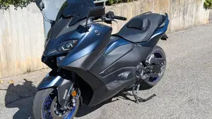 Yamaha T-Max 560 (2022 - 24)  (3)
