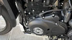Royal Enfield Himalayan 411 (2021 - 24)  (8)