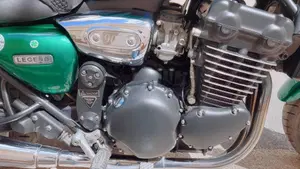 Triumph Legend TT 900 Dep. (1999 - 02)  (5)