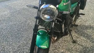 Kawasaki Z 650 RS 50th Anniversary (2022)  (4)