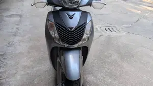 Honda SH 150i (2009 - 12)  (2)