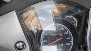 Honda SH 150i (2009 - 12)  (5)