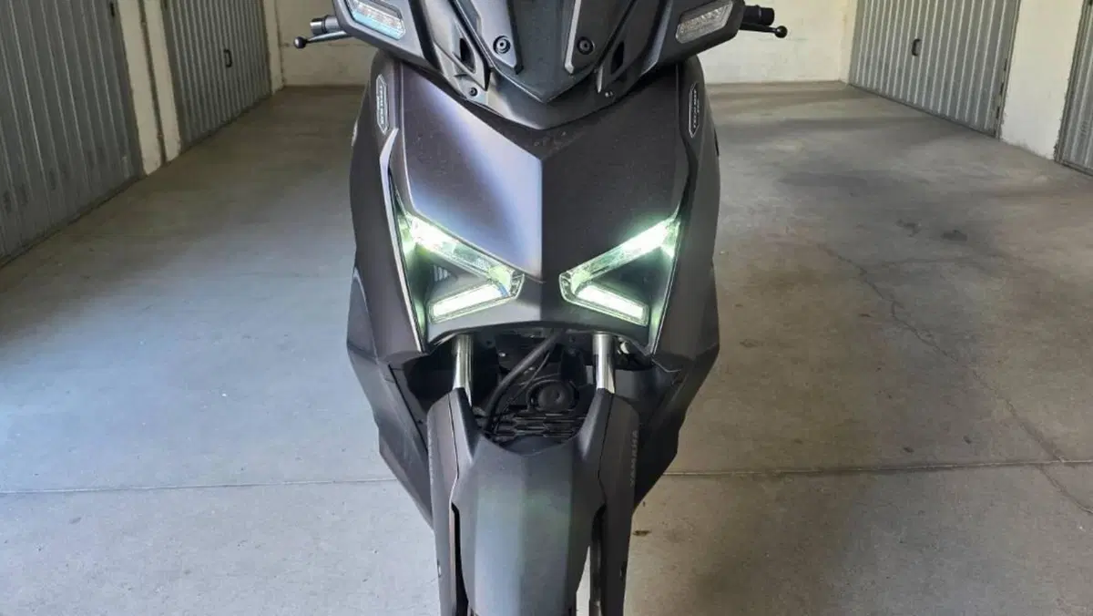 Yamaha X-Max 300 Tech Max (2021 - 24) 