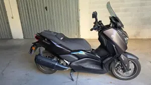 Yamaha X-Max 300 Tech Max (2021 - 24)  (3)