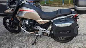 Moto Guzzi V85 TT Travel (2024 - 26) 