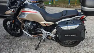 Moto Guzzi V85 TT Travel (2024 - 26)