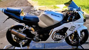 Suzuki GSX-R1000 (2003 - 04)  (4)