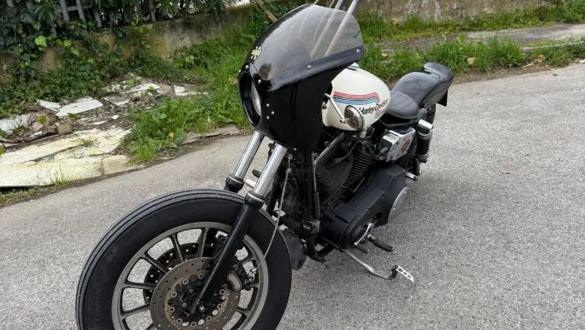Harley-Davidson 1450 Super Glide T-Sport (2001 - 03) - FXDXT  (13)