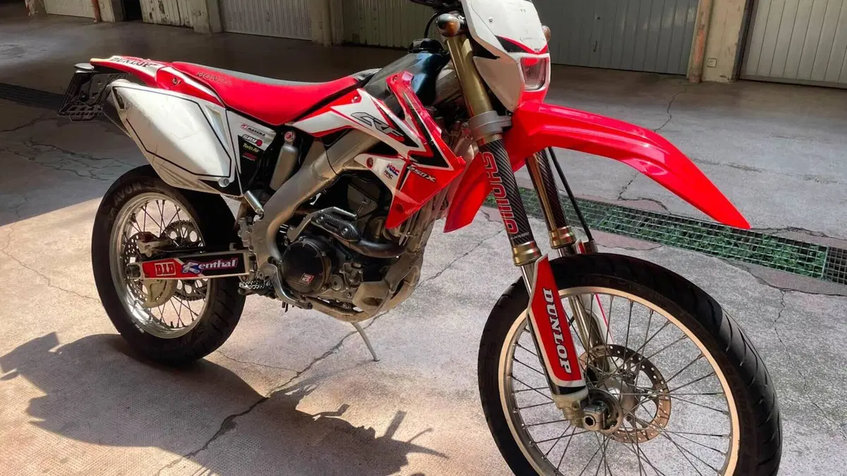 HM CRF 250 X Motard (2005 - 06)  