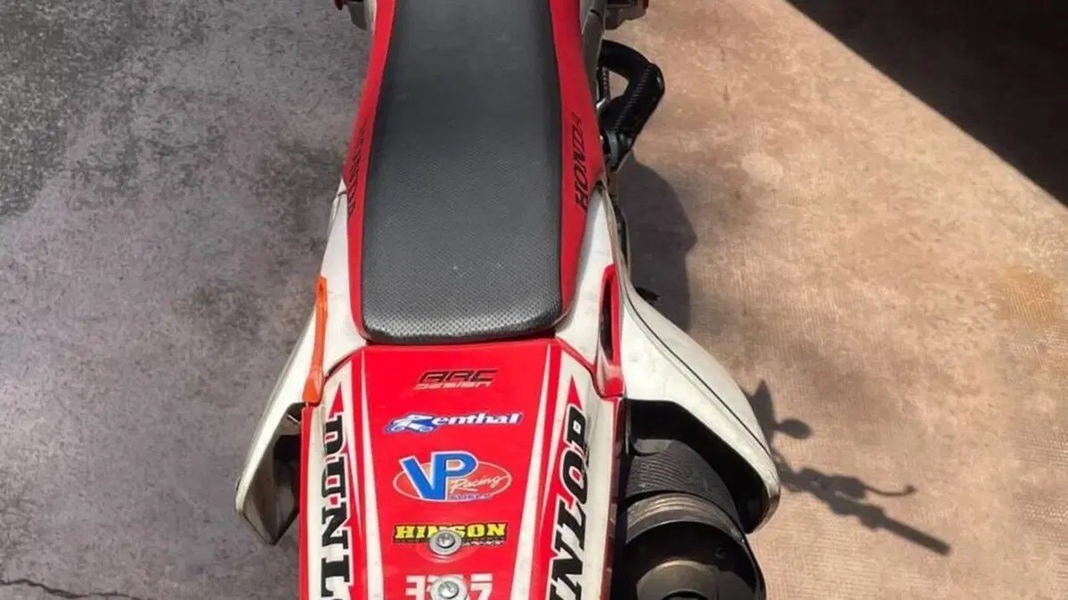 HM CRF 250 X Motard (2005 - 06)   (6)