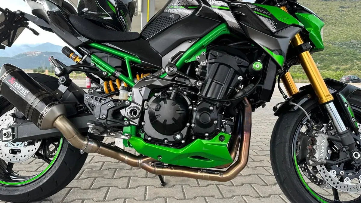 Kawasaki Z 900 SE Performance (2023 - 24) 
