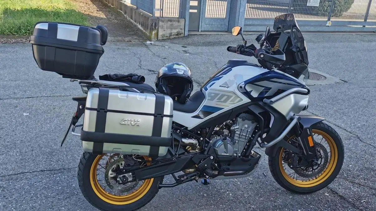CFMOTO 800MT Explore (2023 - 26)  (2)