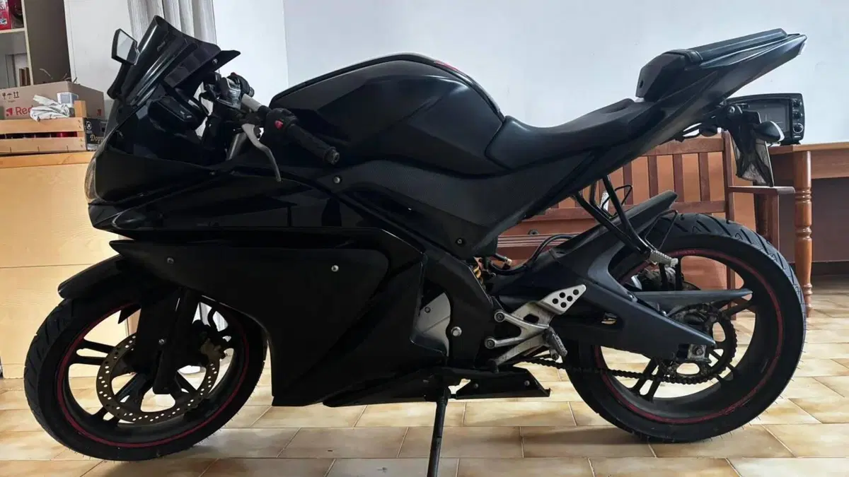 Yamaha YZF R125 (2008 - 13)  (10)